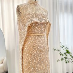 Arabic Women, Sequin Cape, Champagne Evening Dress, Pearl Wedding Dress, Exquisite Gowns, Arab Women, Cape Dress, Dress Gown, Floor Length Dresses