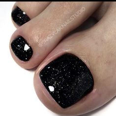 Dark Color Pedicure Ideas, Black Sparkle Pedicure, Black Glitter Gel Nails, Black And Silver Toes, Grey Pedicure Toenails, Black Gel Toe Nails, Black Nails Pedicure, Black Tip Toe Nails