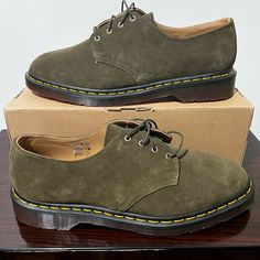 Men’s Doc Dr Martens Size 12 Smiths Repello Olive Green Suede Oxford Dress Shoes New Without Box Doc Martens Dress Shoes, Nyc Wardrobe, Green Suit Men, Mens Tassel Loafers, Suede Shoes Men, Frog Costume, Dress Up Shoes, White Leather Shoes, Suede Oxfords