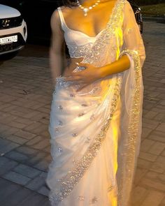 White Sari, Trendy Outfits Indian, Fancy Sarees Party Wear, Saree Designs Party Wear, Salwar Kamiz, Indian Dresses Traditional