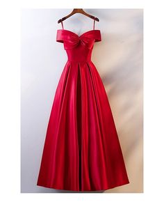 Bow Evening Dress For Banquet During Prom Season, Satin Prom Dress With Satin Bow, Satin Strapless Dress With Ruffles For Prom, Ball Gown With Satin Bow For Prom, Evening Strapless Satin Dress With Bow, Prom Ball Gown With Satin Bow, Off-shoulder Satin Gown For Prom Season, Off-shoulder Satin Gown For Prom, Satin Off-shoulder Gown For Prom Season