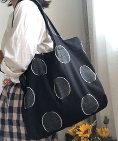 Simple Black Dot Embroideried Jacquard Linen Satchel HandbagThis bag is made of fine Linen fabric.Measurement: 38cm/14.82" * 48cm/18.72" * 10cm/3.9"Zip up closure. Inside pockets. Artist Bag, Satchel Handbag, Linnet, Fine Linen, Black Dots, Satchel Handbags, Save The Planet, Linen Fabric, Inside Pocket