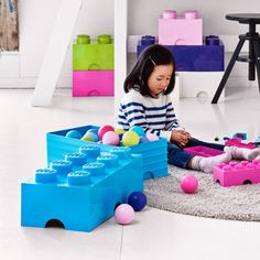 Stackable giant LEGO storage brick to create LEGO towers just like the original. A great idea for children's toy storage. Lego Storage Boxes, Lego Structures, Lego Storage Brick, Childrens Toy Storage, Lego Boxes, Happy Birthday Boy, Lego Room, Lego Storage, Lego Pieces