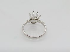 Vintage Sterling Silver White Topaz Hand Ring ...Marked 925...Total of weights 3.1grams...Size 8...Measure of Face 15.4MM...It's in very good condition. Silver Ring With Tension Setting And Round Stone, Silver Rings With Tension Setting And Round Stone, Silver Solitaire Moonstone Ring Round Cut, Classic Silver Bypass Ring With Prong Setting, Silver Opal Ring With Halo Setting, Silver Opal Ring With Round Band For Formal Occasions, Silver Moonstone Ring With Prong Setting, Classic Sterling Silver Opal Ring With Prong Setting, Sterling Silver Opal Ring With Prong Setting