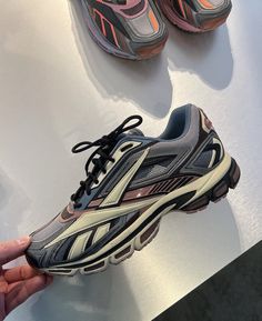 Outlander Magazine, Dream Sneakers, Fits Ideas, Purpose In Life, Pumped Up Kicks, Reebok Sneakers, Color Inspo, Fashion 2024, Hair And Beard Styles