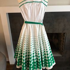 Really Fun White Strapless Dress With Green Polka Dots. Green Tulle Underneath The Skirt. It’s Unlined. Size 3. Never Worn. Fitted Retro Strapless Dress, Retro Fitted Strapless Dress, Strapless Retro Summer Dress, Retro Strapless Summer Dress, Green Summer Dress With Fitted Waist, Green Dress With Fitted Waist For Summer, Green Spring Dress With Fitted Waist, Spring Green Dresses With Fitted Waist, Retro Strapless Spring Dress