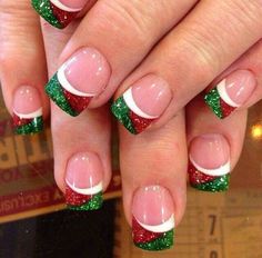 30 Fabulous Christmas Nail Art Designs For Girls to Try Holiday Nail Designs, Christmas Nails Easy, Nails Polish, Winter Nail Art