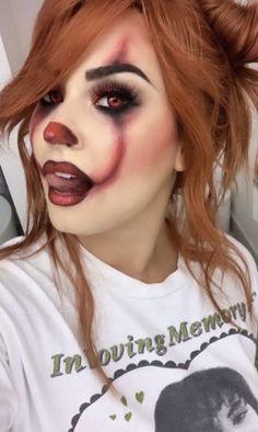 Pennywise Halloween Costume, Pennywise Makeup, Pelottava Halloween, Maquillage Halloween Simple, Halloween Makeup Clown, Halloweenský Makeup, Holloween Makeup, Cute Halloween Makeup, Halloween Makeup Pretty