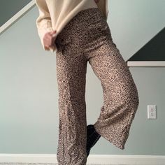 Flowy And Light Weight Cheetah Print Trousers. Super Comfy And Never Worn. Casual Full Length Leopard Print Pants, Leopard Print Wide Leg Bottoms With Relaxed Fit, Stretch Wide Leg Leopard Print Pants, Stretch Wide Leg Leopard Print Bottoms, Stretch Leopard Print Wide Leg Bottoms, Casual Leopard Print Bottoms For Day Out, Casual Leopard Print Wide-leg Pants, Casual Wide-leg Leopard Print Pants, Leopard Print Wide Leg Loungewear Pants