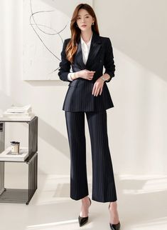 Mafia Queen, A Business Woman, Elegant Fashion Outfits, Woman Suit, Job Interviews, Classy Casual Outfits