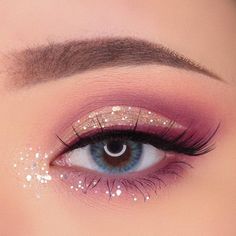 Make Up Gold, Taylor Outfits, Pink Eye Makeup, Cute Eye Makeup, Make Up Inspiration, Korean Eye Makeup, Eye Makeup Pictures