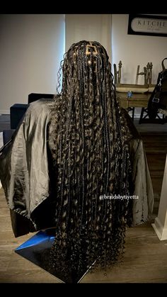 #goddessboxbraids #knotless #goddessknotless #bohoknotless #braidsbytiyetta Knotless Goodness Box Braids, Florissante Knotless Braids, Knotless Goodness Braids, Smeduiem Knotless Boho, Island Hairstyles, Curly Hairdos, Boho Knottles Braids, Girl Affirmations, Braiding Ideas