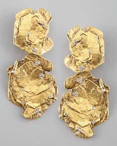 Y1AHC Jose & Maria Barrera Gold Nugget Clip Earrings Couture Earrings, Gold Jewelry Earrings, Gold Nugget, I Love Jewelry, Bijoux Diy, Jewelry Companies, Contemporary Jewelry