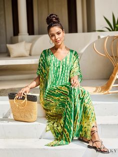 Lasaky - Womens Plus Size Boho Cover Up Dress - Tie Dye Striped V-Neck with Bat Sleeves and Split Design - Ideal for the Beach Green V-neck Vacation Dress, Green V-neck Dress For Vacation, Green V-neck Maxi Dress For Beach Cover-up, Green V-neck Beach Dress For Vacation, Green V-neck Kaftan For Beachwear, Green V-neck Kaftan For Vacation, Green V-neck Maxi Dress For Vacation, Free Size Green Maxi Dress For Beach, Green Short Sleeve Kaftan For Vacation