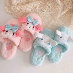 My Melody Cinnamoroll Women Home Soft Plush Floor Slippers Shoes US size 5-7.5 100% brand new and high quality Size: US size 5-7.5 Material: Plush+antiskid plastic bottom. Fuzzy Bunny Slippers, Dog Slippers, Bunny Slippers, Sanrio Stuff, Cute Slippers, Hello Kitty Stuff, Kitty Stuff, Warm Shoes, Kids Slippers