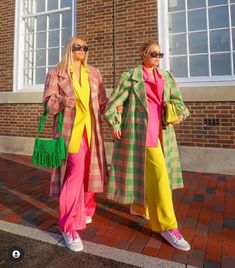 Feeling 22, Bright Outfits, Fancy Pants, Fashion Couple, Girl Gang, Dream Clothes, Colorful Fashion, Color Combos