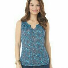 Loving the accents of the two different Blues and lace Daisy Fuentes, Women's Tank Tops, The Two