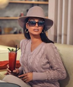 Rita Tesla, Outfits With Hats, Looks Chic, Business Casual Outfits, Look Fashion, Hat Fashion, Tesla