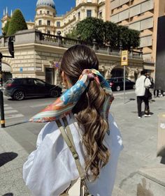 Scarf Aesthetic, Back Pose, Blonde Hair Looks, Casual Day Outfits, Good Hair Day, Dream Hair, Scarf Hairstyles, Girly Photography, Hair Day