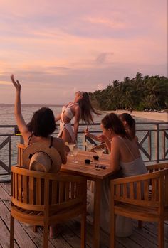 Maldives girls trip. Vacation pics. Girls trip. Beach pics. Girl’s pictures. Sunset photo. Maldives Outfit, S Pictures, Beach Pics, Vacation Pictures, Sunset Photos, Luxury Vacation, Inspirational Pictures, Beach Girl