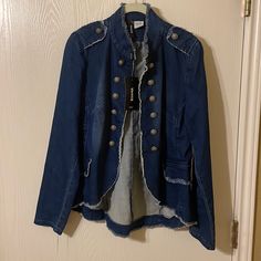 Brand New Jean Jacket , Made In Italy Trendy And Very Flattering Winter Denim Blazer In Blue, Winter Blue Denim Blazer, Army Jacket Women, New Jean, Old Navy Jean Jacket, Navy Denim Jacket, Orange Jeans, Levi Denim Jacket, Fur Collar Jacket