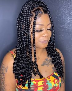 Large Shoulder Length Knotless Braids, Hairstyles For Medium Length Hair Braids Black, Bigger Braids For Black Women, Shoulder Length Braid Hairstyles, New Braid Styles 2023 For Black Women, Braids Shoulder Length Hair, Feed In Braids Hairstyles Black Women, Short Jumbo Knotless Box Braids, Big Knotless Box Braids With Curls