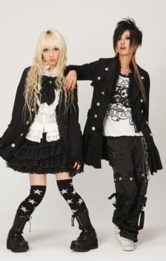 Visual Kei Clothes Ideas, Vkei Fashion 90s, Visual Kei Male, J Fashion Harajuku, Visual Kei Outfits, Rokku Gyaru, Visual Kei Fashion, Bad Outfits