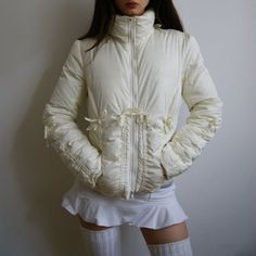 White Jacket, Bella Hadid, Look Cool, Passion For Fashion