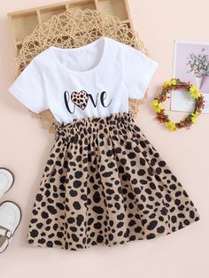 Toddler Girl Clothes, Shein Kids, Cute Dress Outfits, Combo Dress, Frocks For Girls, Easy Trendy Outfits, Corduroy Dress, Toddler Girl Dresses