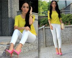 Pink Heels Outfit, Fuchsia Shoes, Spring Attire, Colored Heels, White Bottoms, Colorful Heels, Bright Fashion, 2017 Fashion Trends, Yellow Top