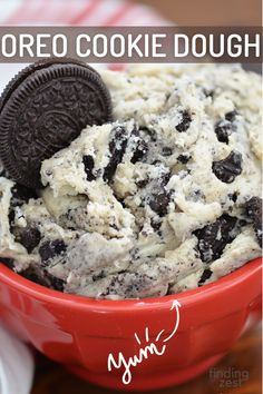 A small red bowl filled with a white cookie dough loaded with crumbled Oreo cookies and topped off with an Oreo cookie for garnish. Edible Oreo Cookie Dough Recipe, No Bake Oreo Cookie Dough, Cookie Dough Blizzard, Oreo Cookie Dough Recipe, Easy Recipes With Oreos, Edible Oreo Cookie Dough, Oreo Cookie Dough, Cookie Dough Desserts