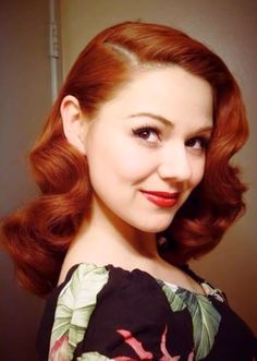 1940s Half Up Half Down Hair, Retro Red Hair, 1950s Red Hair, 1940 Hair With Bangs, 1940s Red Hair, 1940s Wedding Hair Updo, Rockabilly Hair Tutorials