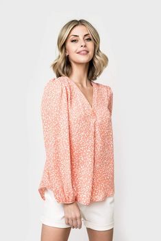 Blouson Sleeve V-neck Blouse – Gibsonlook