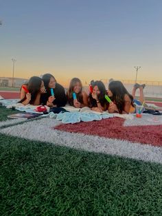 5 besties with popcicles at sunset Senior Sunset, Summer 2024, Pins