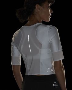 Reflective Sportswear, Activewear Details, Sports Wear Fashion, Sports Performance, Street Style Outfits Men, Fitness Gear, Sportswear Fashion, Athletic Style