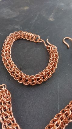 100% Copper Chain link bracelet. Copper is easily kept clean and shiny with lemon or lime juice.  Bracelets are completely adjustable/universal fit, link the hook anywhere on the chain that is a comfortable fit.  Some benefits of copper include: *Increased circulation  *Decreased inflammation  *Improved skin quality  *Helps to balance blood pH Le Crochet, Copper Chain, Lime Juice, Chain Link Bracelet, Link Bracelets, Chain Bracelet, Chain Link, Keep It Cleaner, Favorite Jewelry