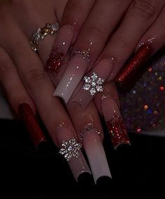 Nail Decoration Ideas, Christmas Nail Art Ideas, Amazing Nail Art, Edgy Nails, Nails Winter, Classy Acrylic Nails, Long Acrylic Nails Coffin