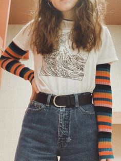 90s Women Aesthetic Outfits, 80s Tshirt Outfit, Red And Blue Striped Shirt Outfit, 70s Tshirt Outfit, Moon Core Aesthetic Outfits, Retrocore Aesthetic Outfits, Layered Shirts Outfit 90s, 80s Mom Jeans Outfit, Thrift Inspo Vintage