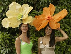 Old Lady Costume, Homecoming Spirit, Paper Hats, Crazy Hat Day, Flower Costume, Hat Flower, Easter Hats, Hat Day