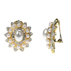 Product Description: Set in two tone gold, these dramatic faux pearl center stone earrings are surrounded by rhinestones and a halo of imitation pearls. Dimensions: 1.5" x 1" Style Number: 1281EC-BB NOW ACCEPTING PRE-ORDERS. RESTOCK ETA IS 10/31/24. Blue Velvet Gown, Lady Barbara, Pearl Trend, Barbara Bush, Style Challenge, Clip Earrings, Blue Velvet, Flower Shape, Stone Earrings