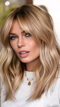 Bangs With Medium Hair, Long Hair With Bangs, Long Layered Hair, Long Bob, Curtain Bangs, Shoulder Length Hair, Great Hair, Layered Hair, Balayage Hair