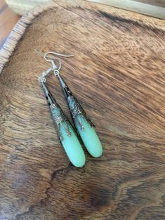 Mint Green Seaglass Dangle Earrings Christmas Bead, Etsy Earrings Dangle, Sea Glass, Mint Green, Dangle Earrings, Gems, Mint, United States, Ships