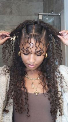 Curly Hair Dos, Quick Curly Hairstyles, Curly Hair Beauty, Mixed Curly Hair, Hair Inspiration Long, Curly Hair Videos, Curly Hair Tutorial, Cute Curly Hairstyles, Curly Hair Styles Easy