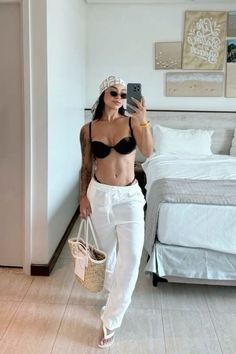 Outfit Praia, Top Farm, Vacation Outfits Women, Cute Outfits With Leggings, Beachy Outfits, Looks Pinterest, Bella Hadid Outfits, Cruise Outfits, Mini Top