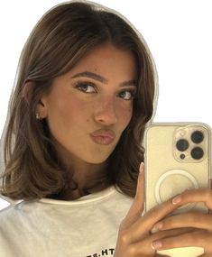 Short Hair Brown, Brown Hair Inspo, Short Brown Hair, Hair Inspiration Short, Hair Stylies, Haircuts Straight Hair, Penteado Cabelo Curto, Short Hair Haircuts