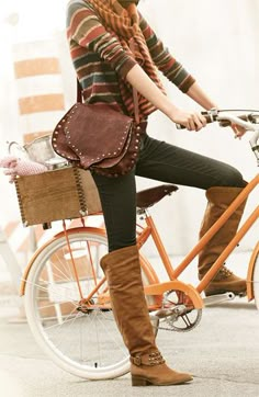 Nice outfit! | Nordstroms Bike Outfits Women, Women On Bike, Sac Michael Kors, Bike Outfits, Skirt And Boots, Riding A Bike, Bike Riding, Dress Sweater, Cooler Look