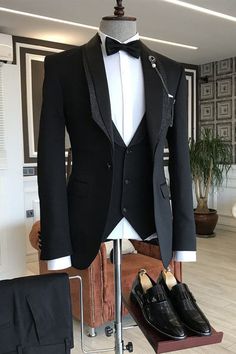 Button: Single Breasted Occasion: Wedding Neckline: Shawl Lapel Material: Polyester & Polyester Blend Pattern: Solid Piece: Three-piece Pocket: With Flap Lapel Wedding, Prom Suit, Suits Men Business, Black Shawl, Dress Suits For Men, Prom Suits, Slim Fit Blazers, Tuxedo Wedding, Wedding Suits Men