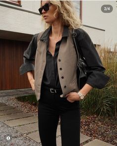 Gilet Outfit, Look 80s, Anouk Yve, Mode Editorials, Classy Work Outfits, Stylish Work Outfits