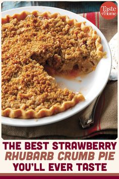 the best strawberry rhubarb crumb pie you'll ever taste