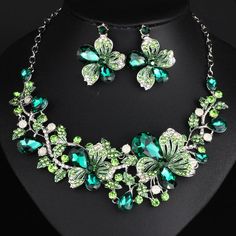 Luxury Green Beaded Necklaces For Celebration, Rhinestone Jewelry Set, Fashion Wedding, Rhinestone Jewelry, Bridal Jewelry Sets, Rhinestone Necklace, Color Crystal, Necklace Earring Set, Set For Women